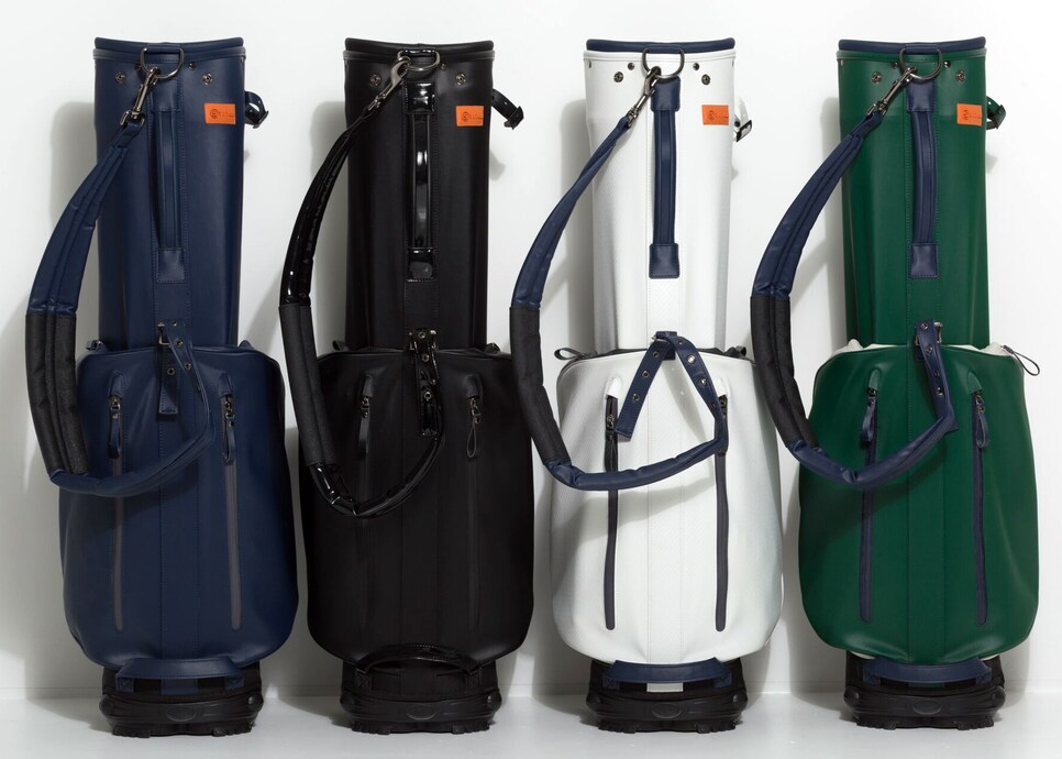 This new golf bag combines sleek style with maximum functionality